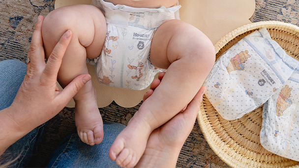 1-Huggies-Little-Snugglers_0125_Defender_02_06