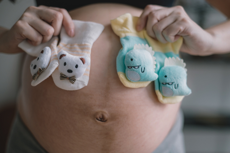 F0073 Pregnancy Announcements  Fun 8